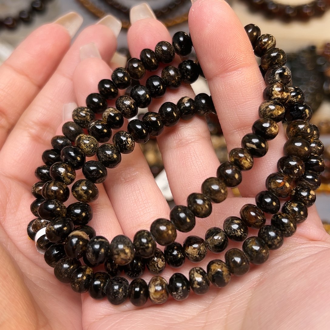 琥珀未镶嵌裸石抚顺琥珀七20468