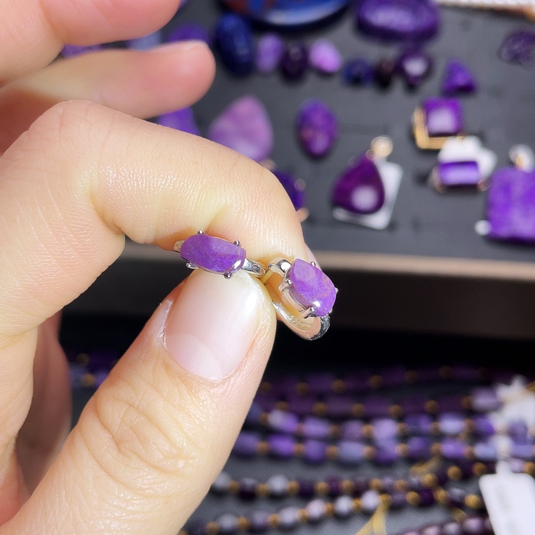 苏纪石（舒俱来）耳扣银S925镶嵌