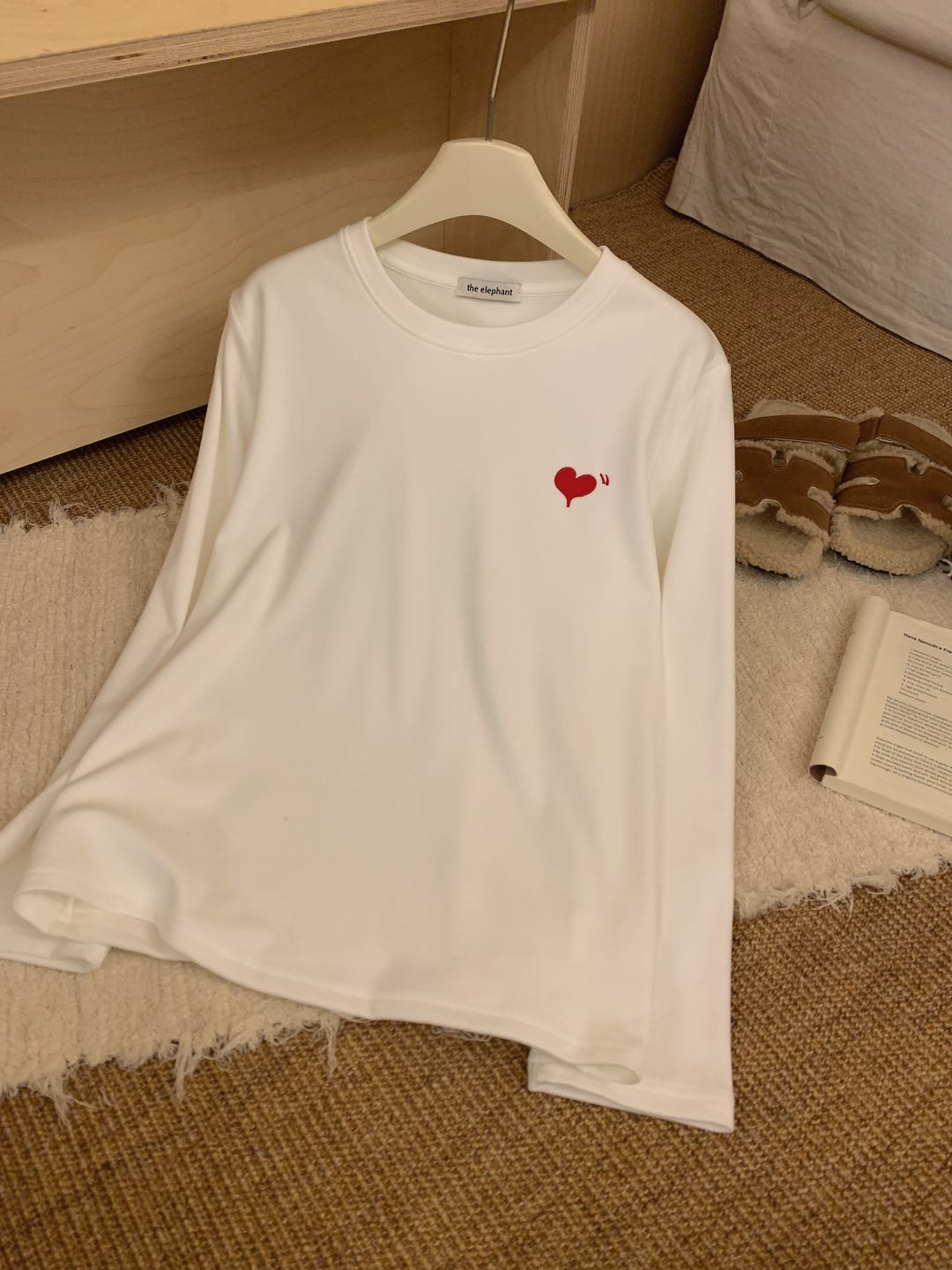 【日单】冬季新款，大象家原单，简约爱心刺绣打底衫- 2798