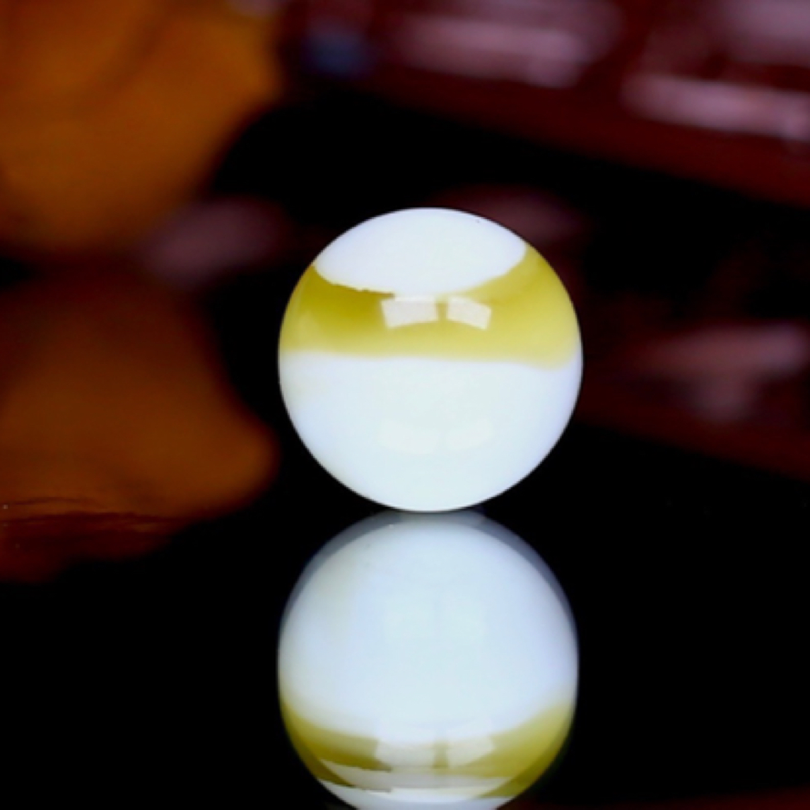 10.7mm俄料瓷金白圆珠，一枚大圆的眼睛 浓金瓷白 配多宝点睛之笔