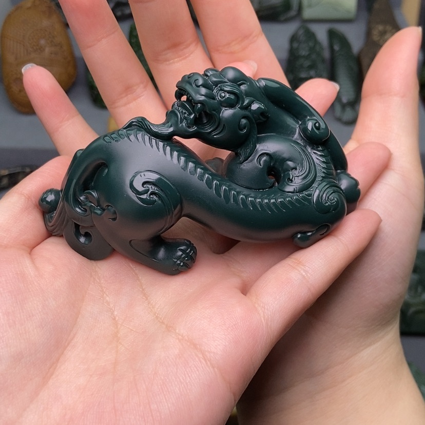 【闪购商品】石英质玉（阿拉善玉）颈饰未镶嵌凯**归