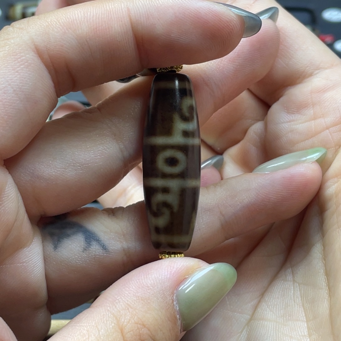 缘***，玛瑙/玉髓颈饰/挂件/吊坠手链/手串未镶嵌