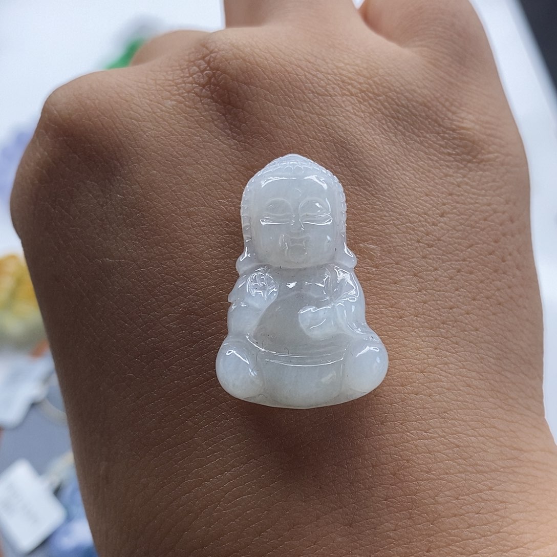 颈饰未镶嵌翡翠宝宝佛