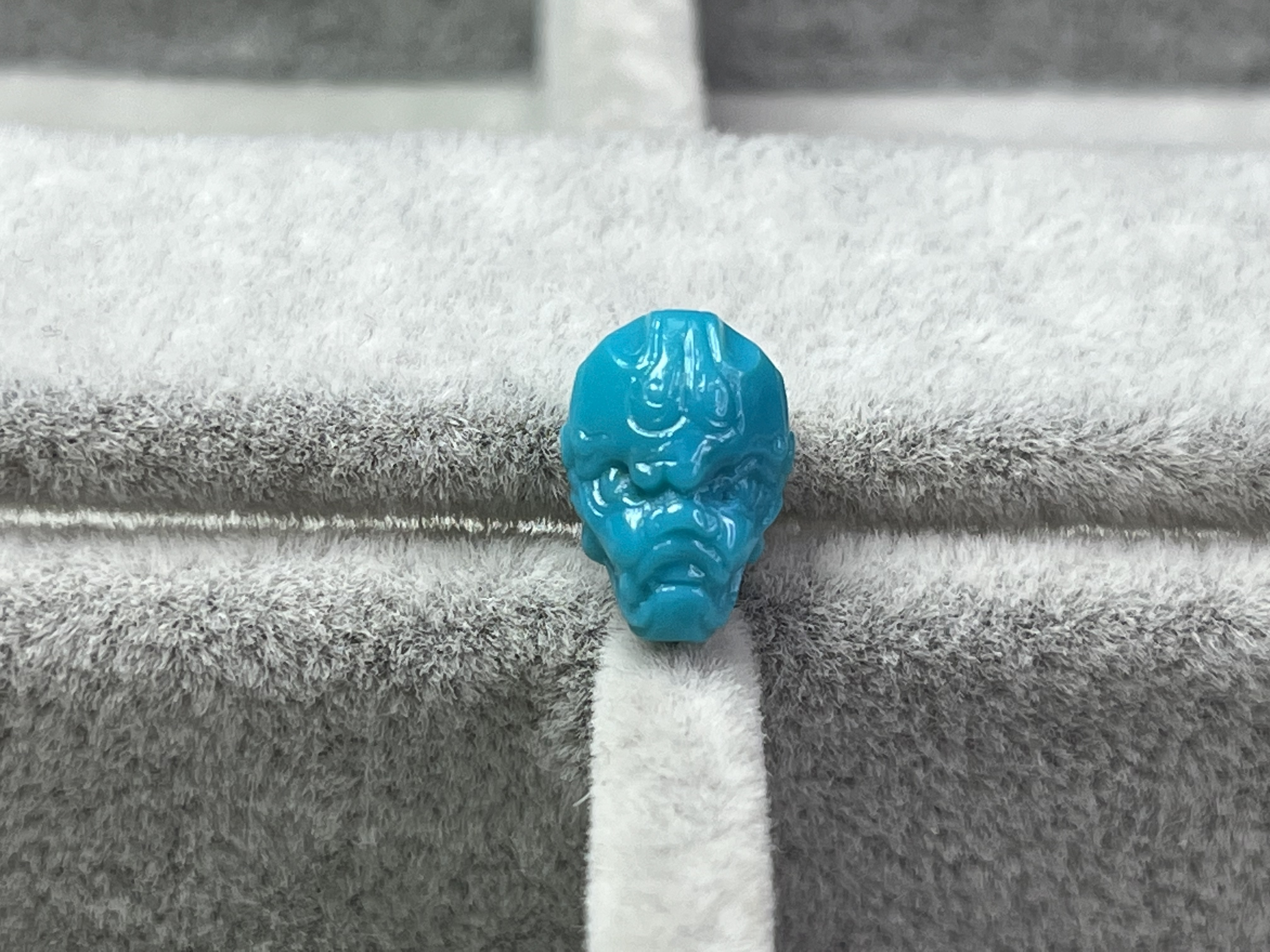 25号绿松石兽面背云