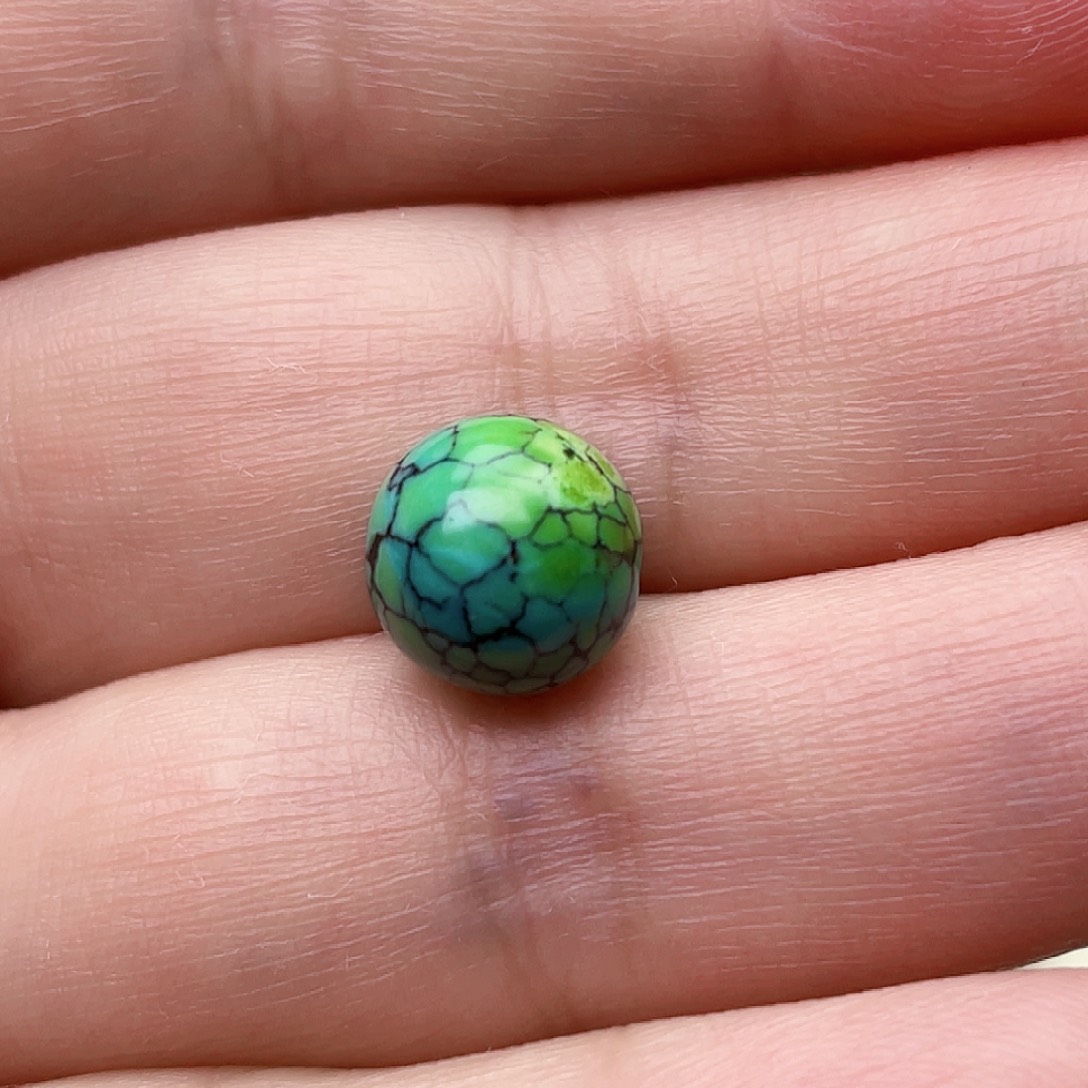 小***圆绿松石未镶嵌绿松石