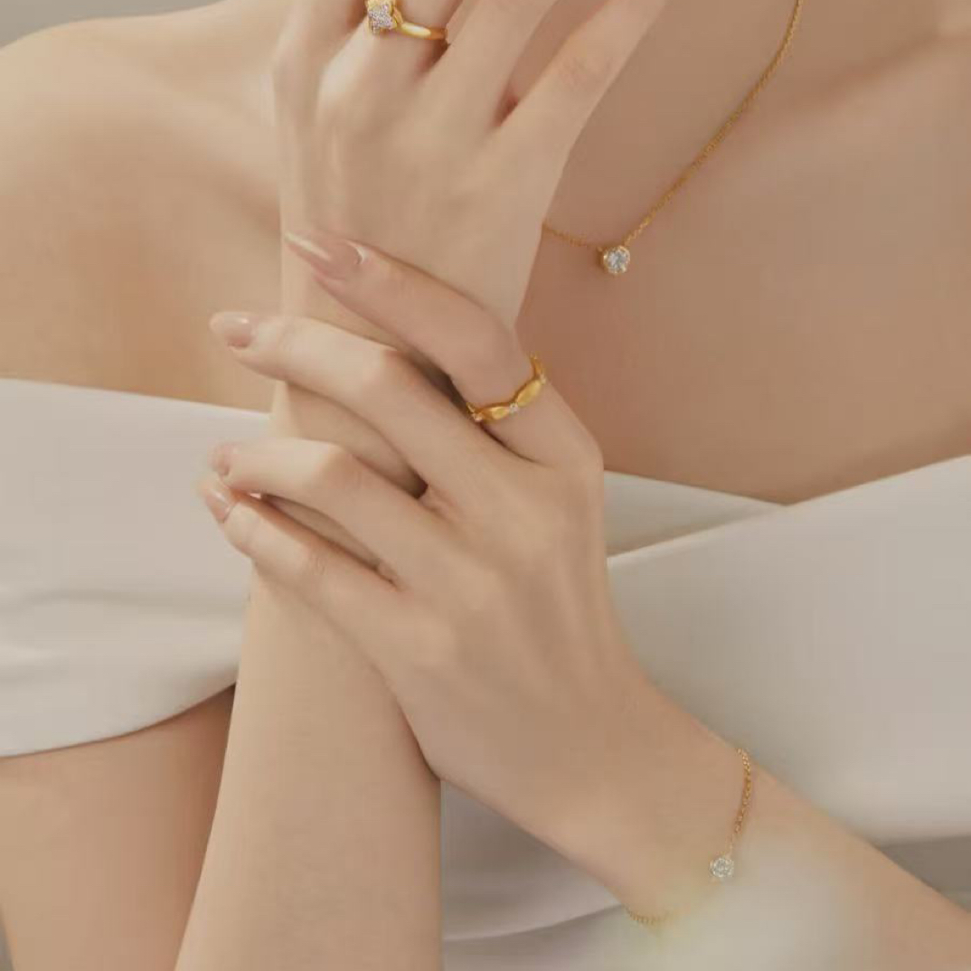  网红轻奢摆件五花 爆款