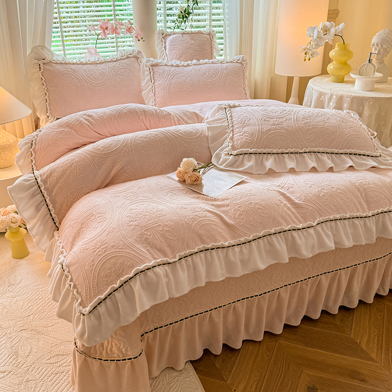 法式雕花牛奶绒夹棉床盖款四件套韩版花边双面绒不被套高端床品