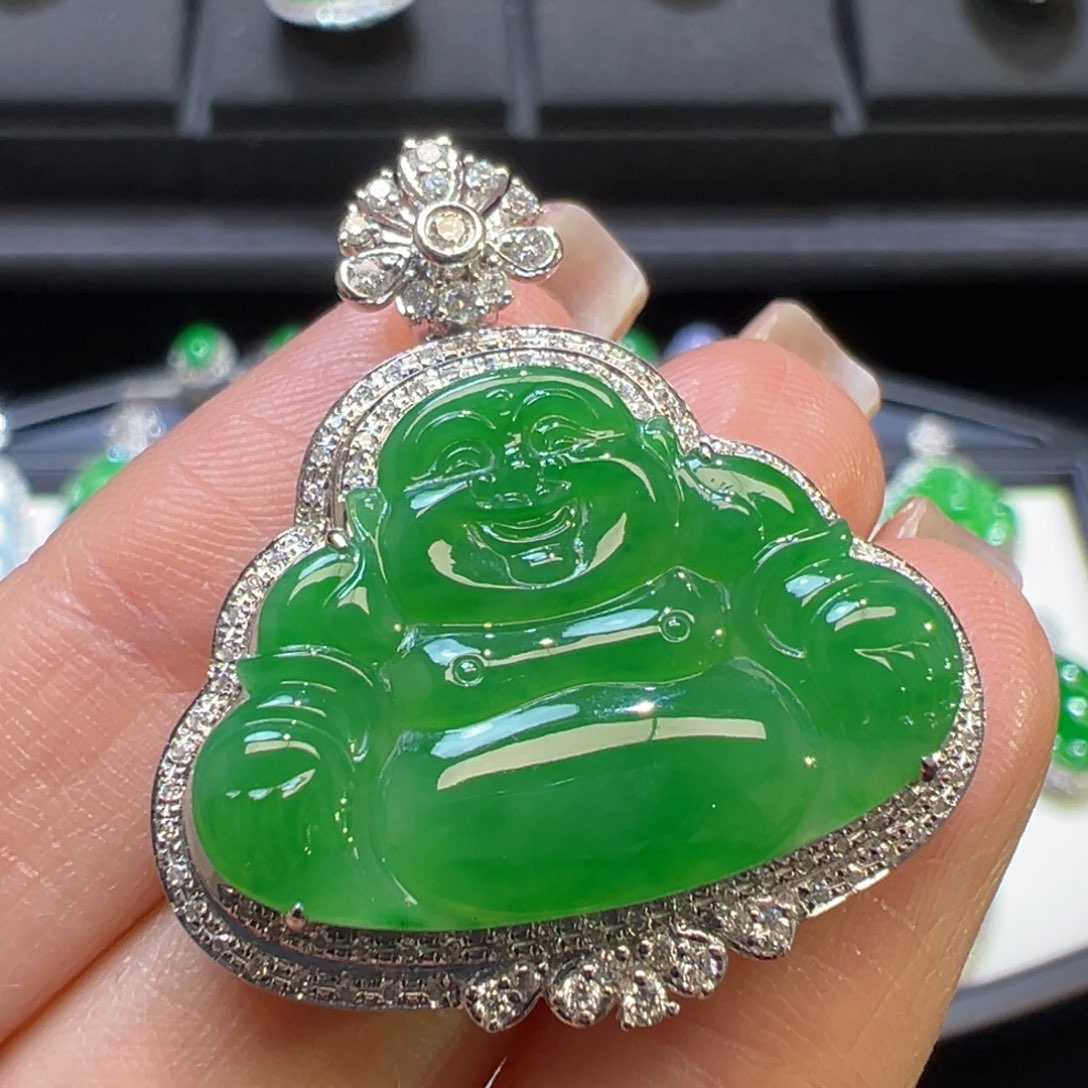 翡翠颈饰18K金镶嵌收到货48小时鉴赏期