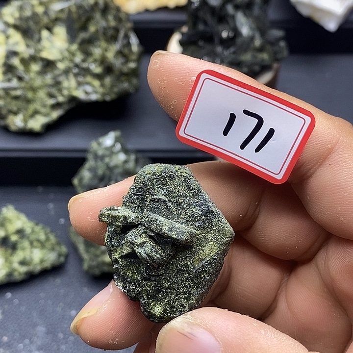 有机玻璃巴基斯坦绿莲石单晶171