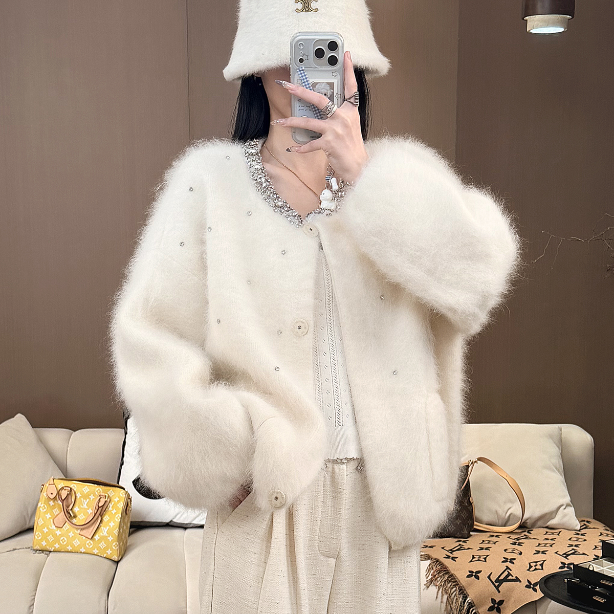 高级感软糯慵懒风毛衣女羊毛蓬松拉毛针织衫秋冬宽松加厚保暖开衫