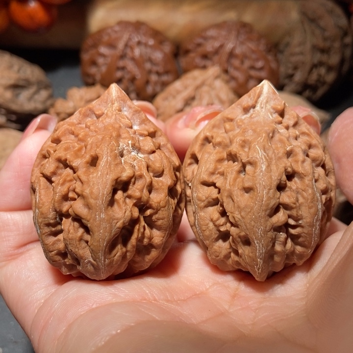 把件文玩核桃东北楸子小雪67