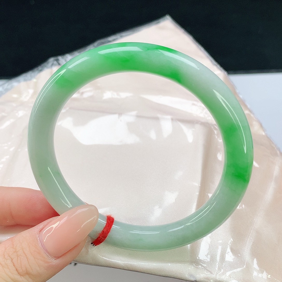 未镶嵌手镯翡翠661