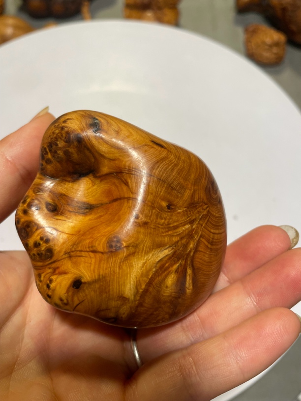 蟾蜍高油手把件摆件