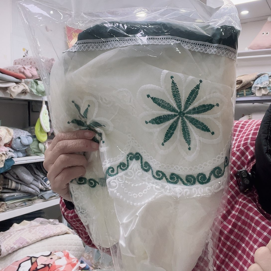 雪尼尔聚酯纤维快乐大本营在这里是什么