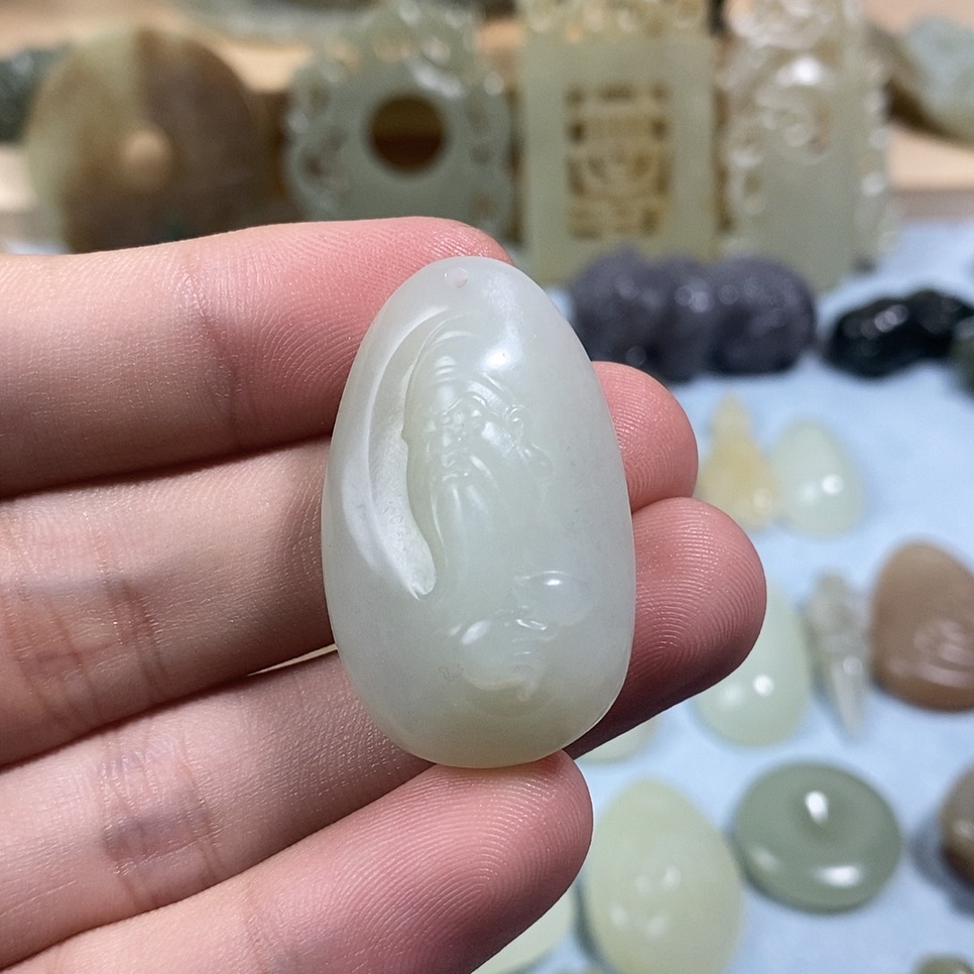 和田玉未镶嵌挂件