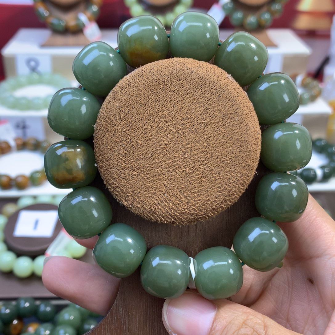 庆***洋手链未镶嵌和田玉