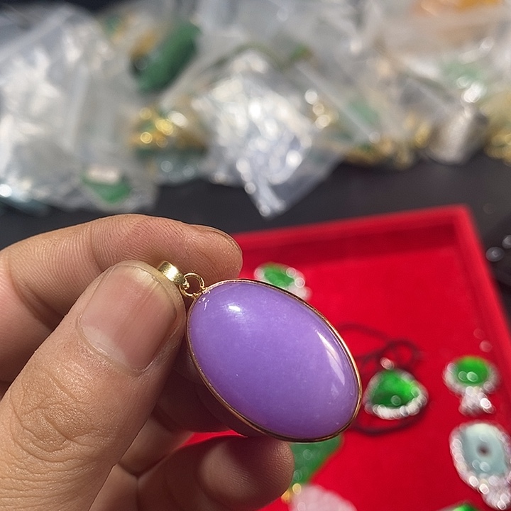 翡翠颈饰未镶嵌价格