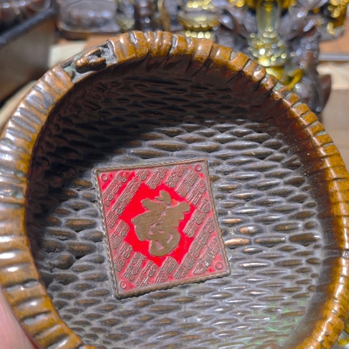 铜的。全清了。一件不留！不磨叽