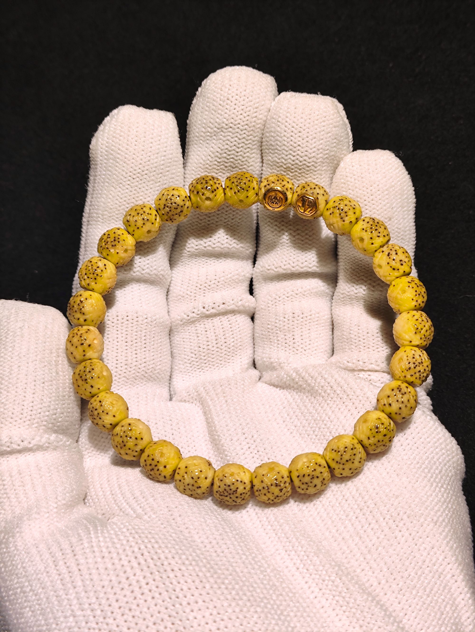 『杰作』8*7改骨瓷白通体留白掌纹无相单圈 文玩好物（双金标）已顺色