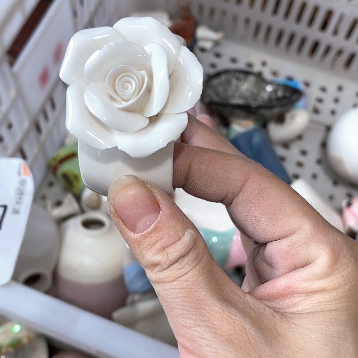 摆件陶瓷树脂材料