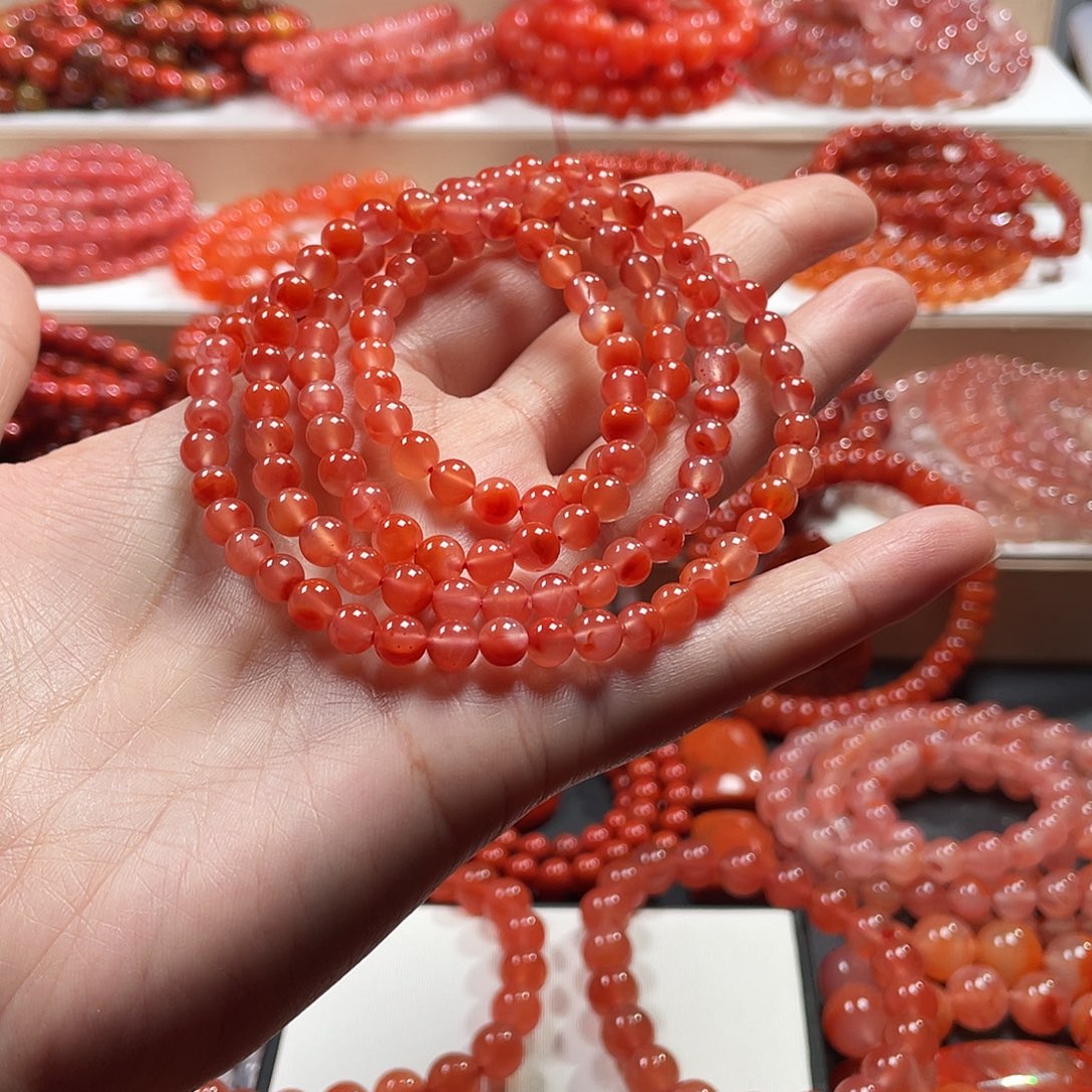 南红玛瑙未镶嵌手链