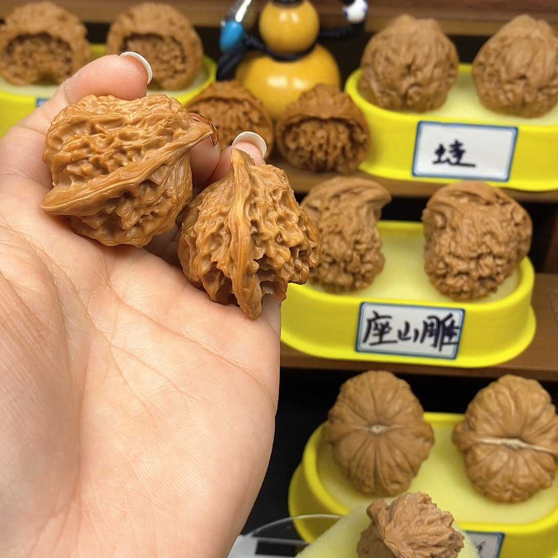 核桃小鸟 文玩/木作/... 文玩把件