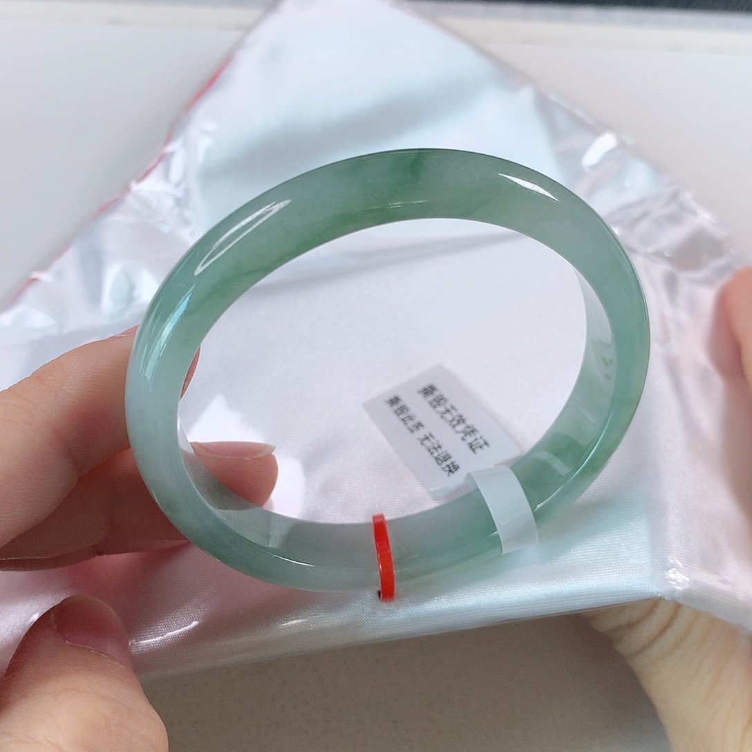 未镶嵌手镯（贵妃镯）翡翠②①①