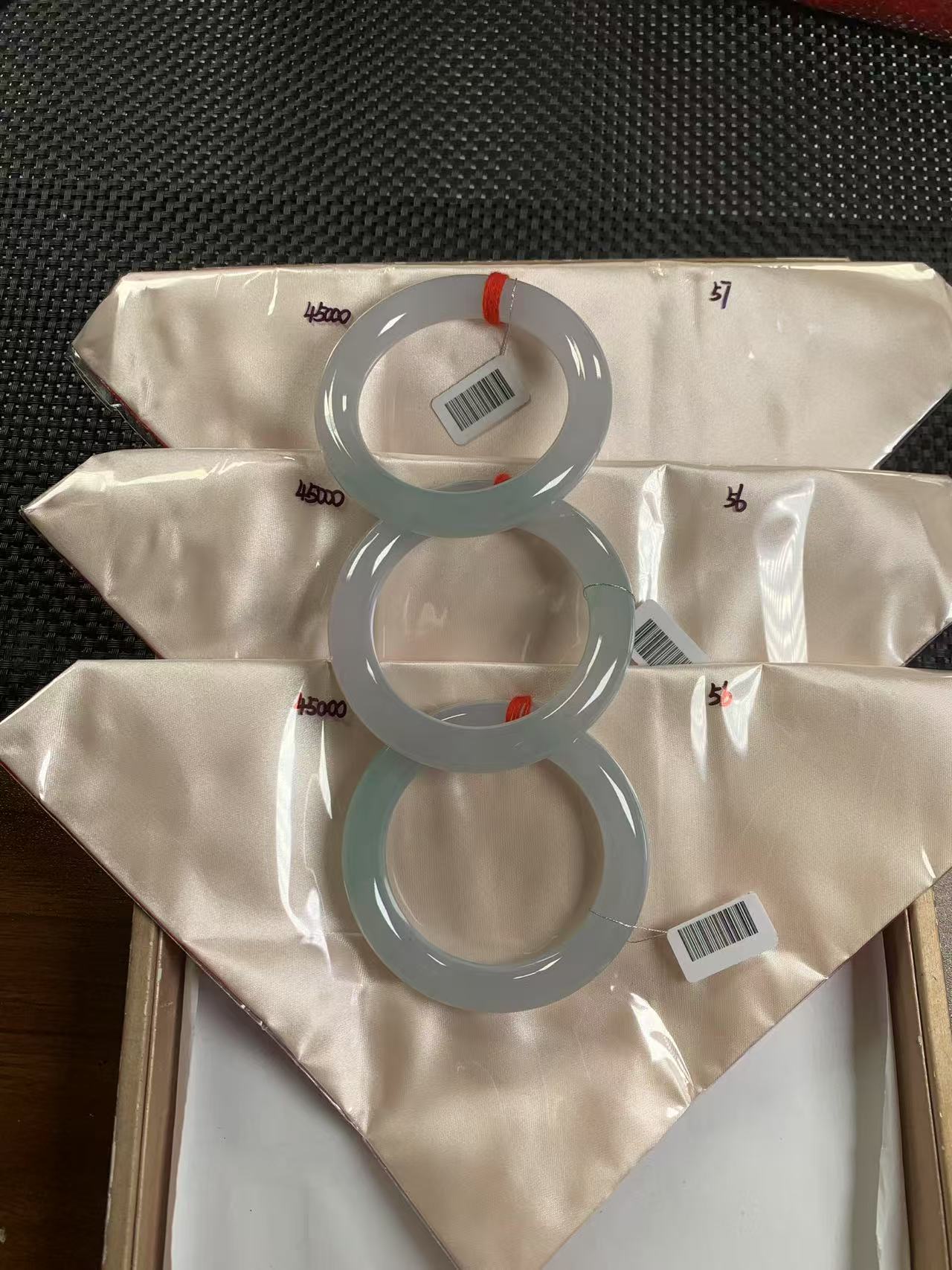 天然缅甸翡翠A货12手镯多样性发货，发一件