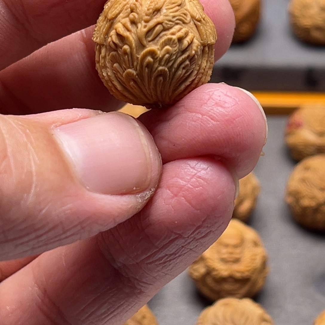 吊坠猴头核桃九天玄凤