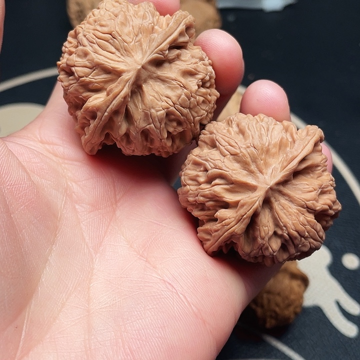 文玩核桃把件杨*健苹果圆儿