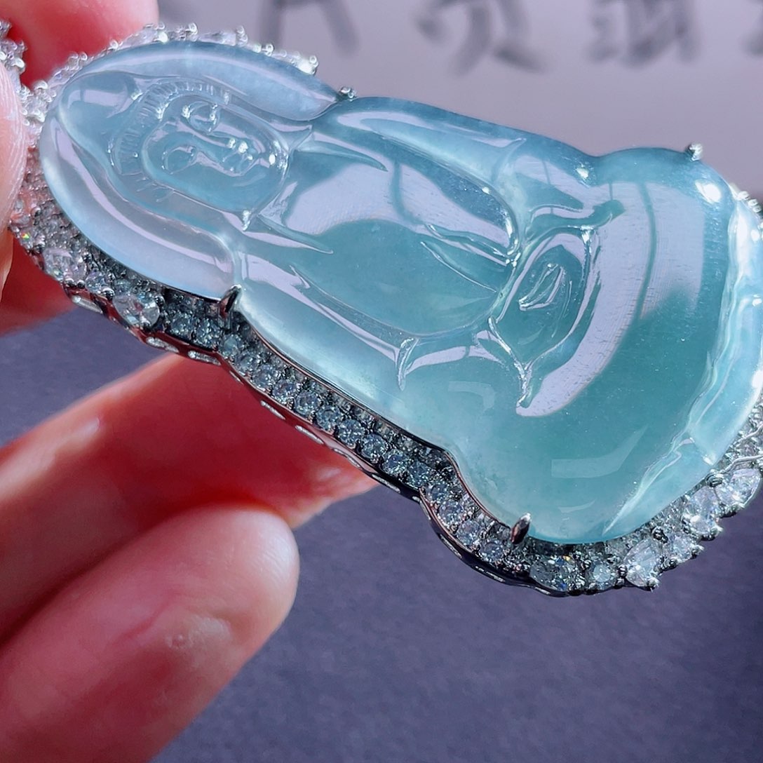 翡翠颈饰未镶嵌999999999