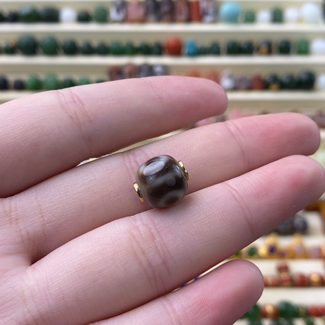 玛瑙/玉髓18K金镶嵌颈饰