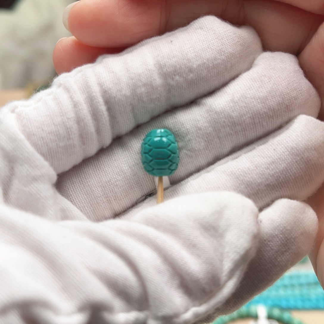 绿松石雕刻未镶嵌