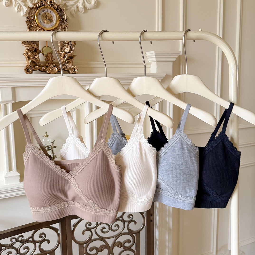 【断码浮力款】百搭短款细肩带交叉蕾丝边带胸垫螺纹吊带背心打底