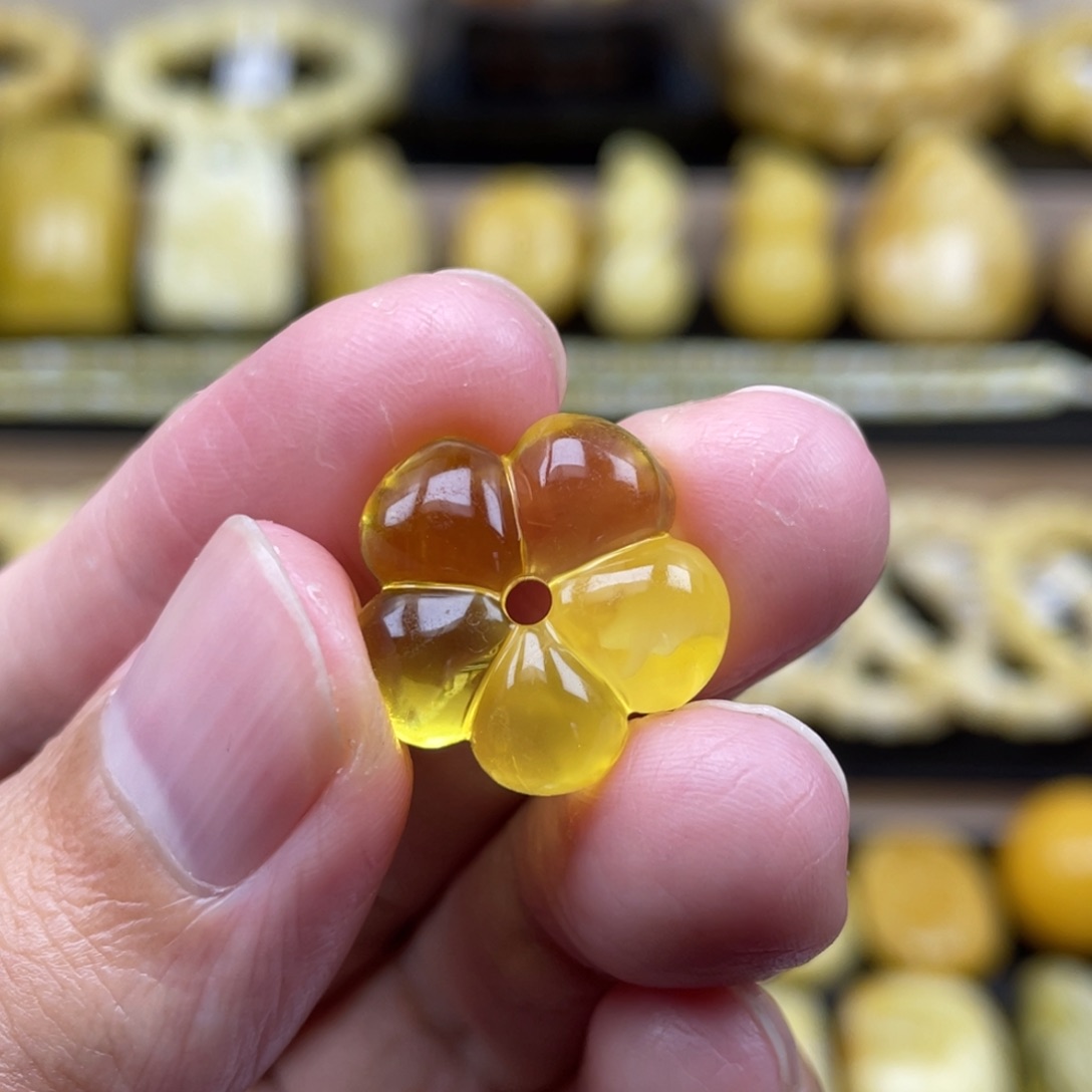 琥珀裸石未镶嵌琥珀蜜蜡