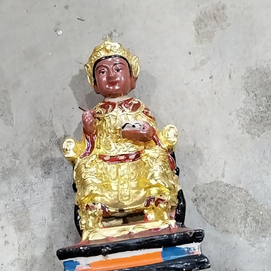 福***声黄色的装饰品摆件的