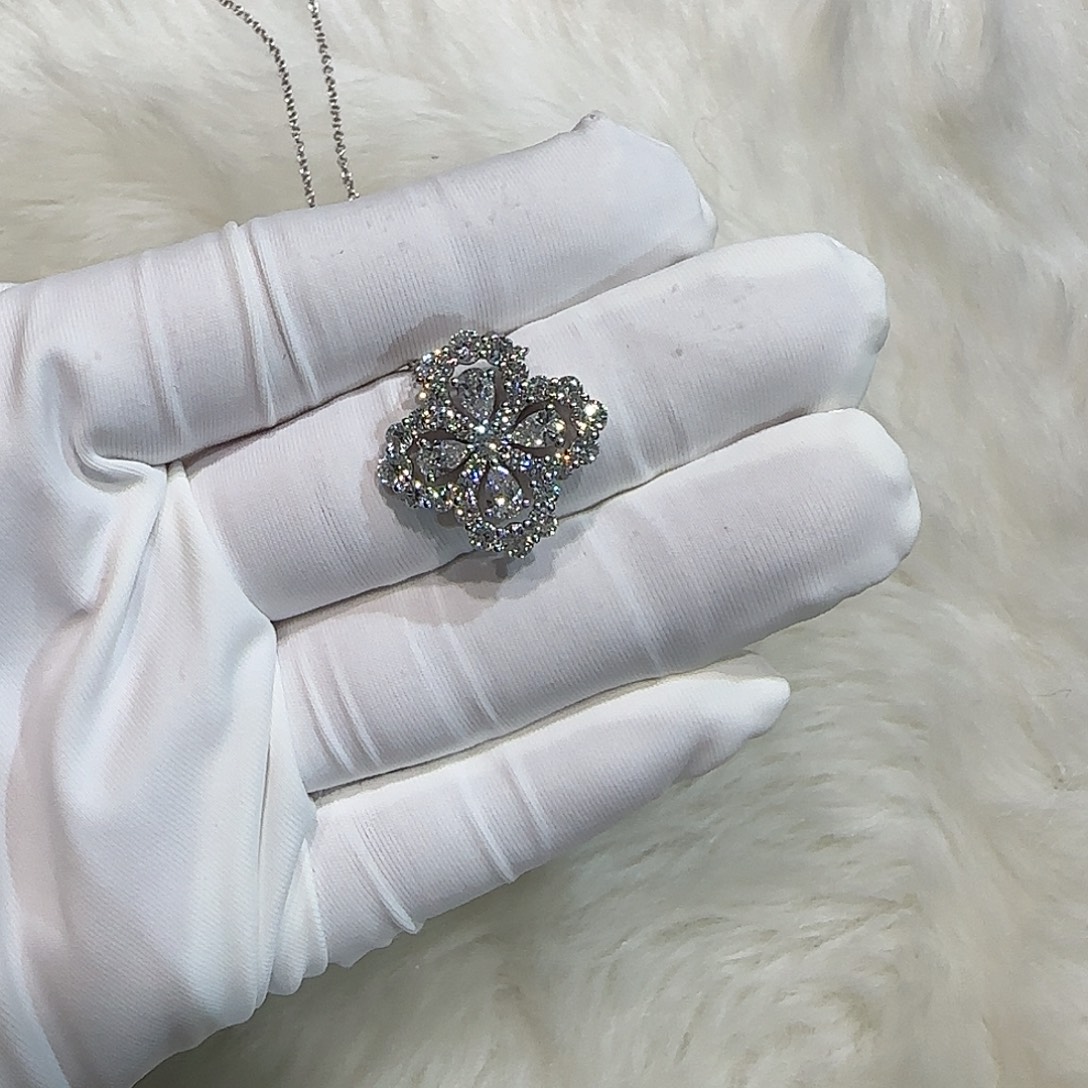 合成钻石18K金镶嵌颈饰