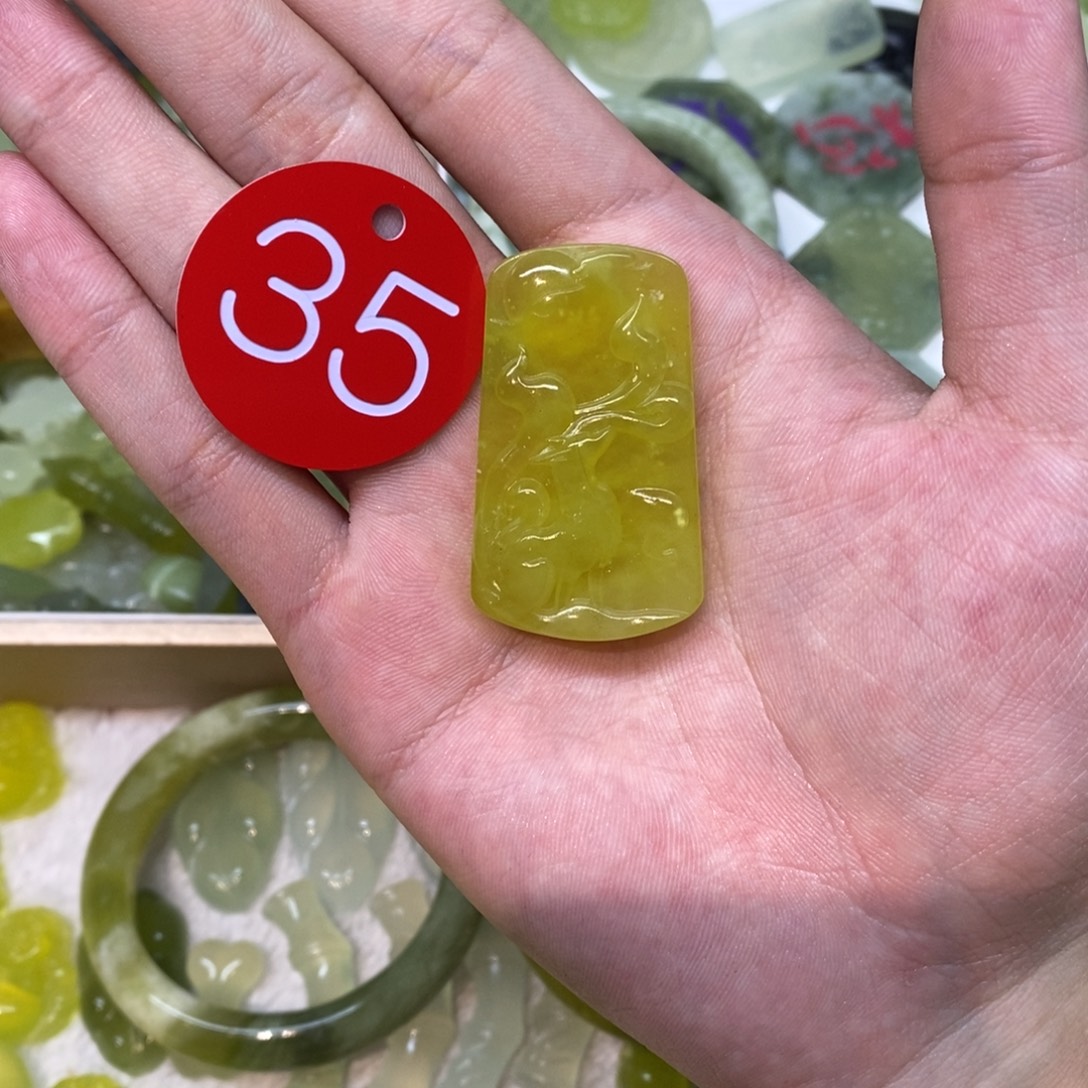 岫玉未镶嵌吊坠(不含链)