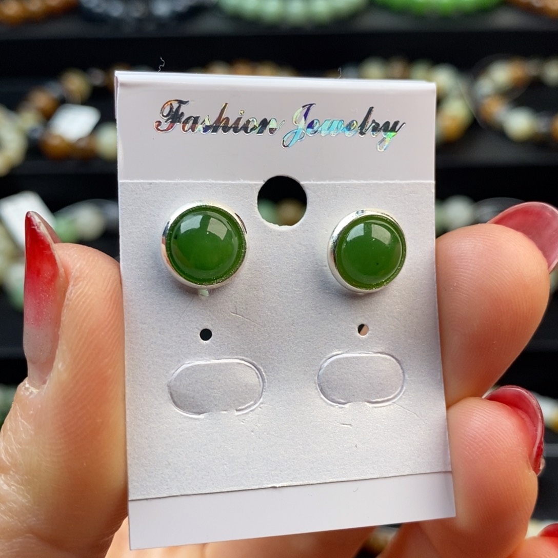 和田玉耳饰未镶嵌