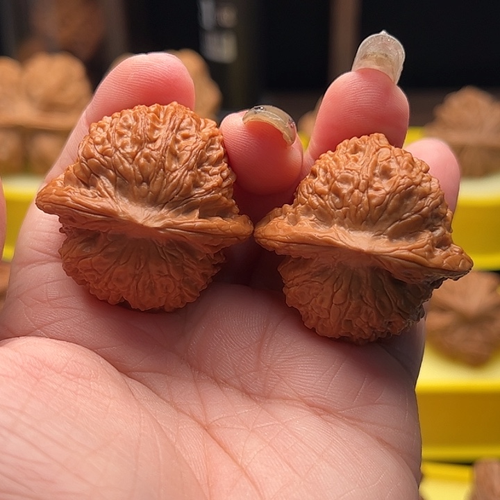 吊坠文玩核桃血麒麟 全品