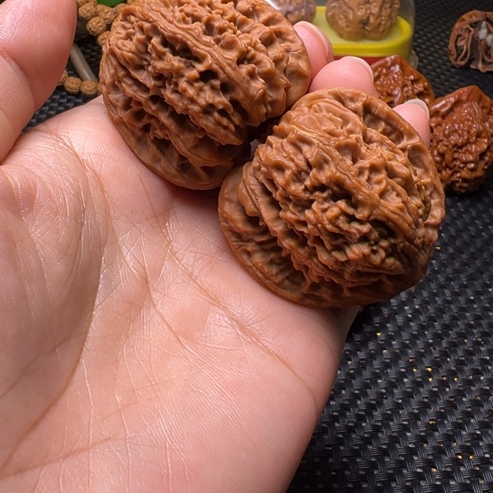 把件文玩核桃留**二福利南疆石