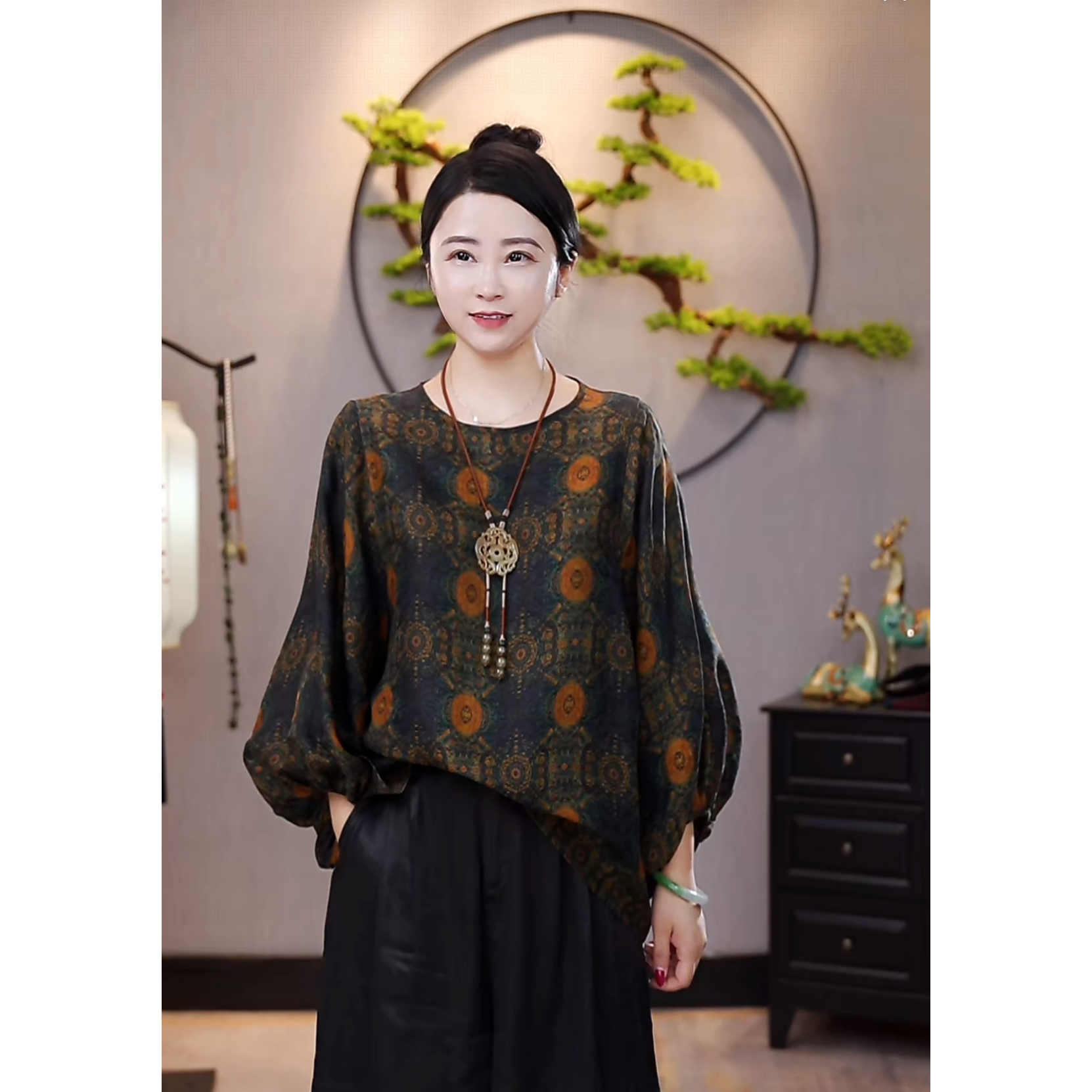 【千奈莉  】宝相花古法绞萝双穿宽松泡泡袖圆领上衣