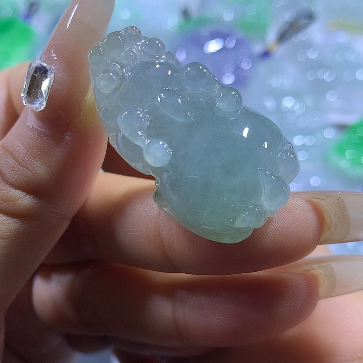 翡翠未镶嵌颈饰天然翡翠A货吊坠