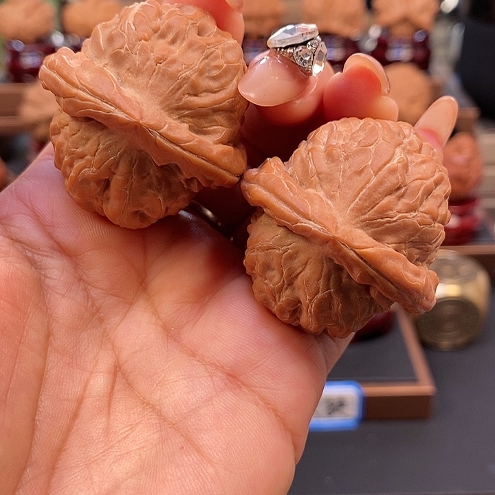 文玩核桃吊坠?****n核桃