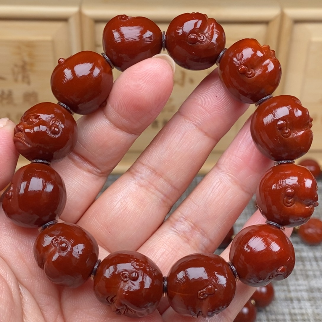 未***期橄榄核吊坠人生百态