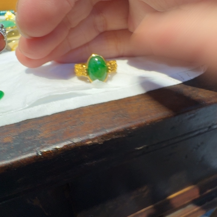 翡翠足金镶嵌戒指11111111