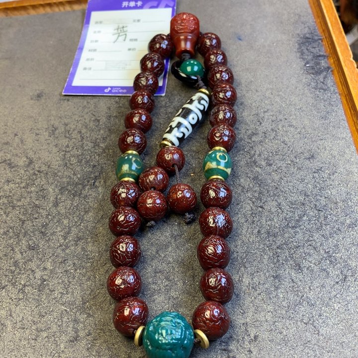 凤眼菩提吊坠手持