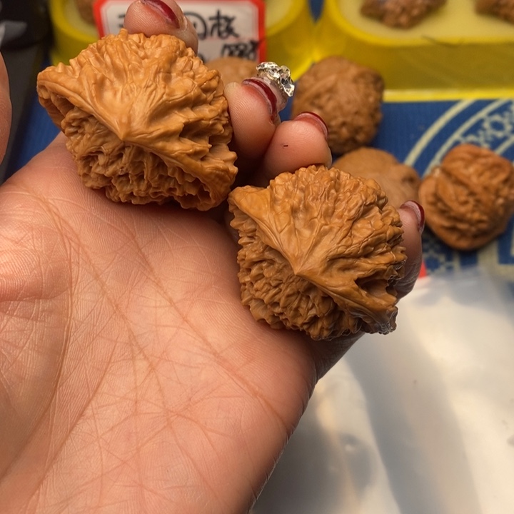 幕***絮桃核吊坠蛇头核桃