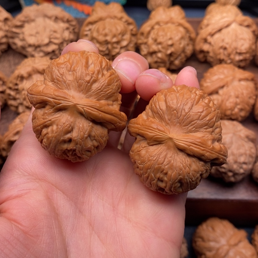 文玩核桃把件40平谷元宝