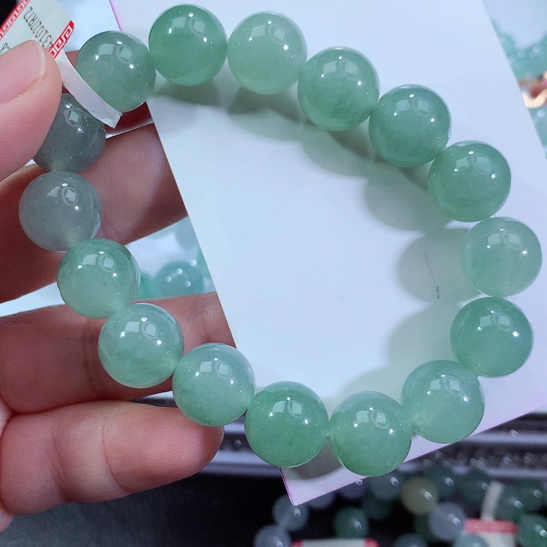 翡翠手链未镶嵌卡13